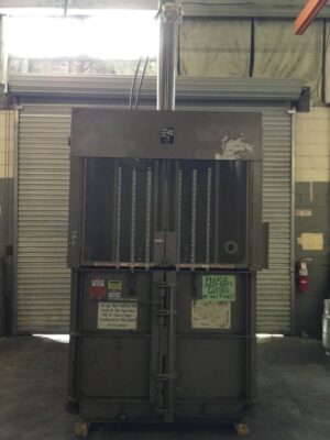 Piqua Vertical Cardboard Baler Series 40