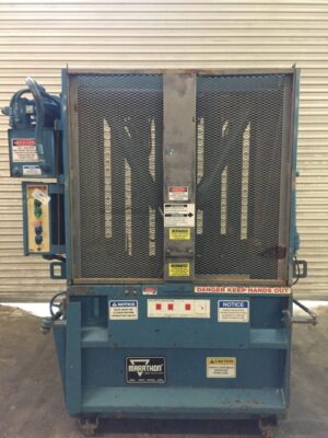 Marathon 4224 Vertical Cardboard Baler